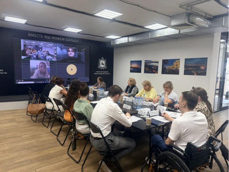 Студенты-географы Мининского университета изучили почвы у озера Подборное