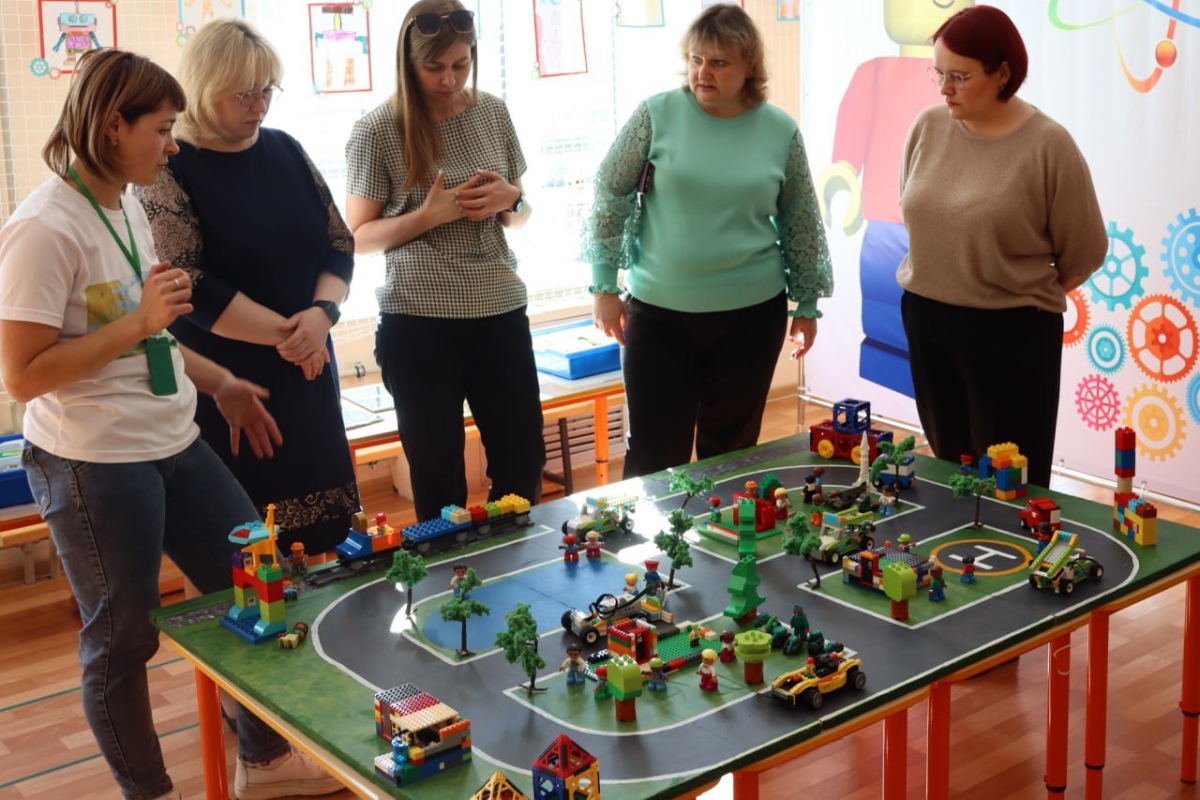 Программу стажировки для заведующих детских садов организовал Мининский университет